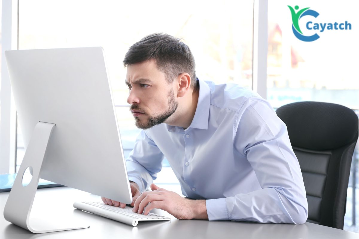 Làm việc và sinh hoạt sai tư thế